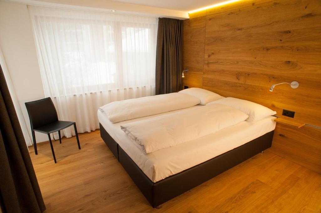 Elite Alpine Lodge - Apart & Breakfast Saas-Fee Room photo