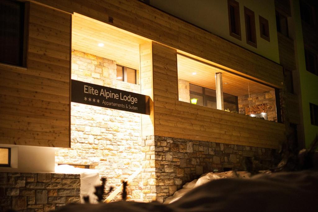 Elite Alpine Lodge - Apart & Breakfast Saas-Fee Exterior photo