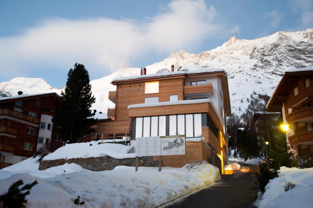 Elite Alpine Lodge - Apart & Breakfast Saas-Fee Exterior photo